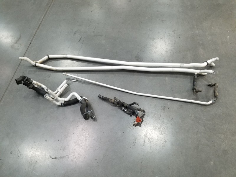 2017 Lamborghini Huracan LP580-2 Coolant Hoses / Tubes #8260 F5