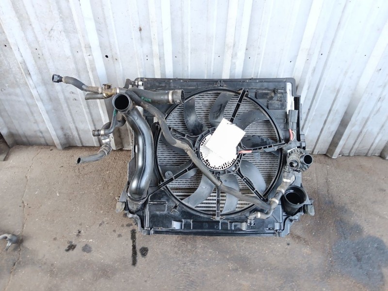 14-18 BMW F15 X5 F16 X6 N55 Engine Main Radiator Cooling ASSEMBLY w/Fan