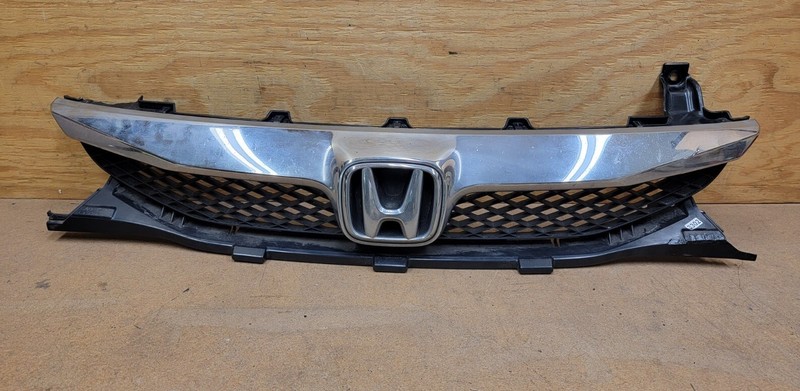 2009 2010 2011 HONDA CIVIC 4 Door EX Front Bumper Upper Grille With Emblem OEM