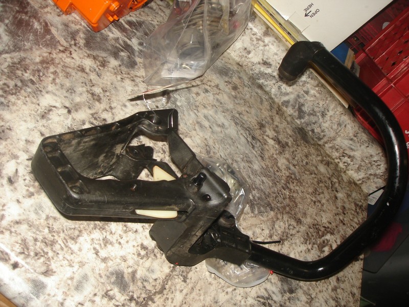 Olympic 264 throttle handle chainsaw part only olympycBin 1033