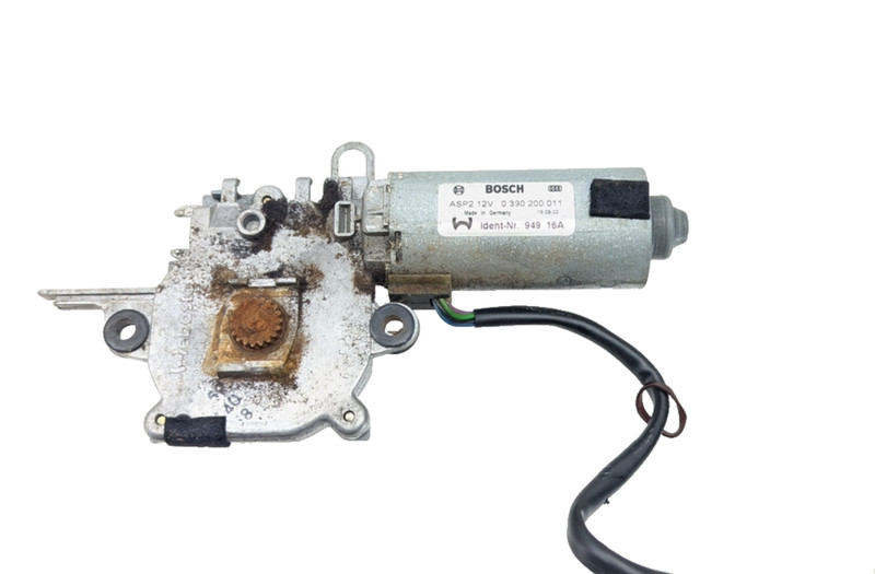 01-11 Mercedes W203 C230 E320 CLS500 C240 Sunroof Sun Roof Motor 2038203142 OEM