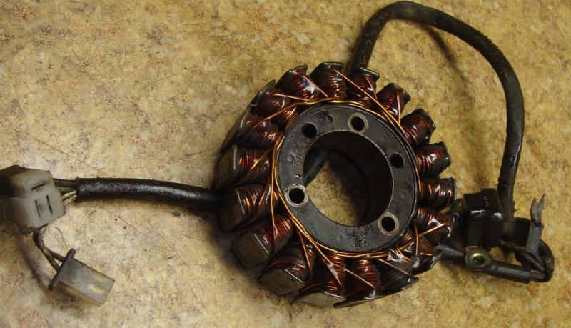 1996 Yamaha FZR600 FZR 600 FZR600R Engie Stator Coil Magneto Generator Pulse 95