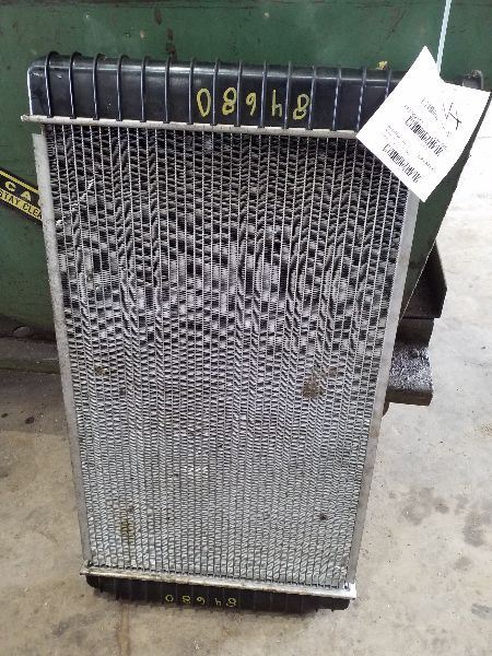 Radiator 8-305 1-3/8" Thick Fits 88-94 CHEVROLET 1500 PICKUP 186519