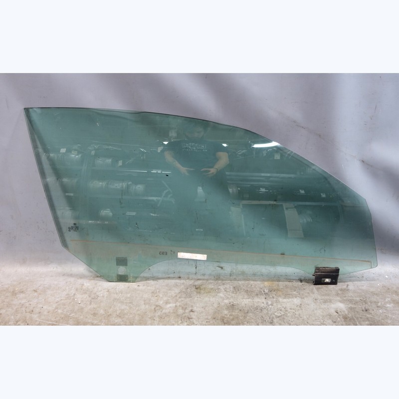 Damaged 07-13 BMW E93 3-Series Convertible Right Front Passenger Window Glass OE