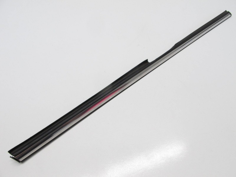 09-15 MINI COOPER S R57 CONVERTIBLE EXTERIOR MOLDING D COLUMN STRIP LEFT 020724