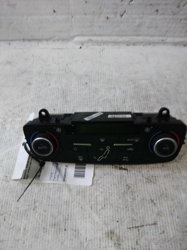 2017 Ford Focus A/C Selector Switch OEM Black 558163 77K Miles