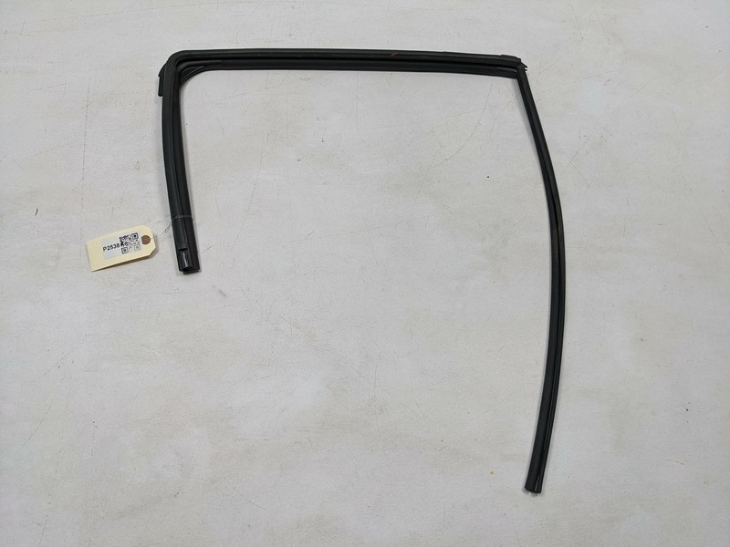 Rear Left Door Window Glass Run Channel 82331-5EF0A 2020 Nissan Versa 2021 2022