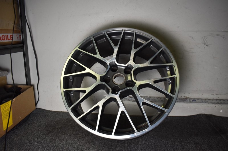 PORSCHE MACAN WHEEL RIM 9X20 FACTORY OEM 2020