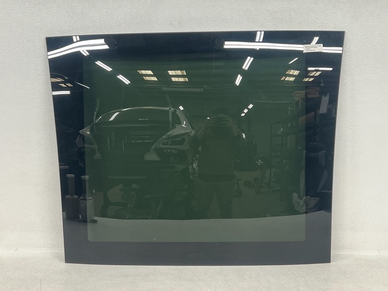 ⭐2014-2019 MERCEDES BENZ CLA45 AMG SUNROOF MOONROOF WINDOW GLASS OEM LOT2560