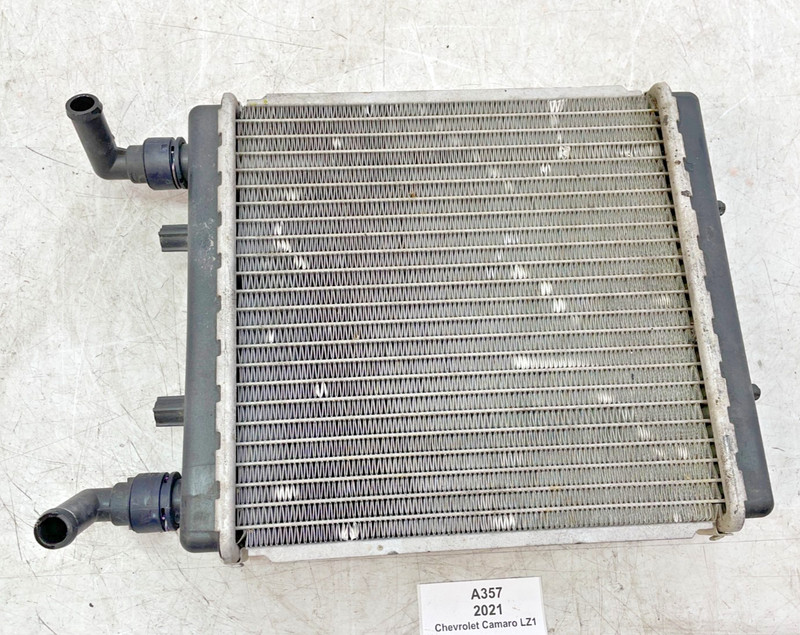 ✅ 16-24 OEM Chevrolet Camaro ZL1 6.2L Right Engine Cooling Auxiliary Radiator *
