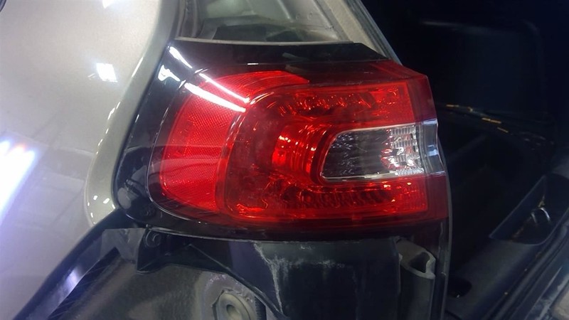 Driver Tail Light Quarter Panel Mounted LED Fits 14-18 CHEROKEE 3429950