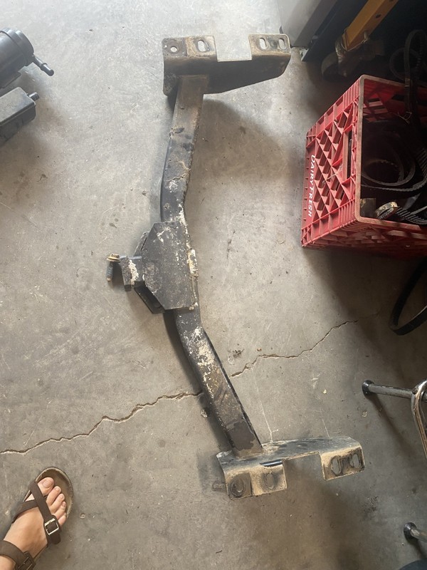 1992-2014 FORD E250 HITCH OEM