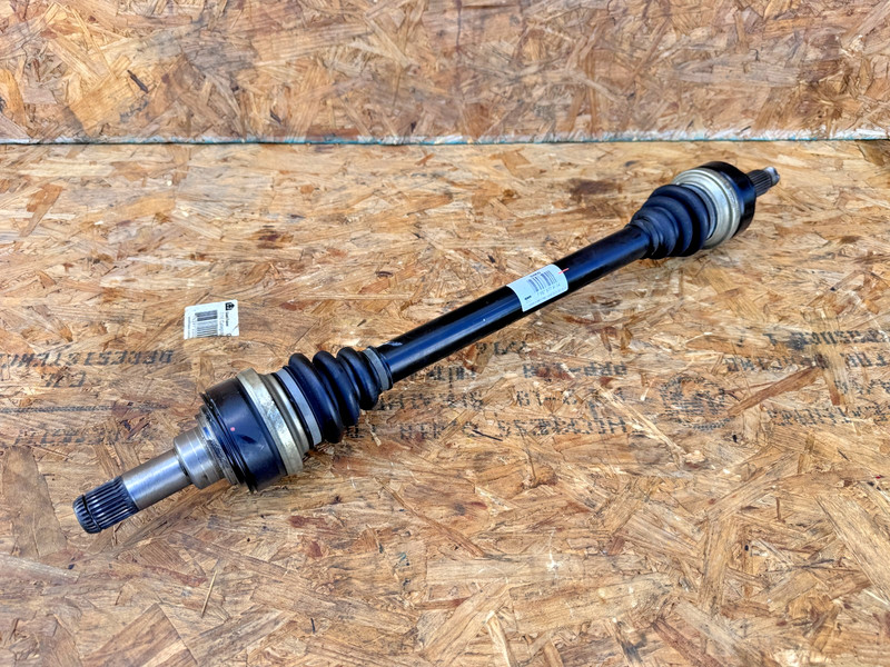 12-21 OEM BMW F22 F30 F32 F33 F34 F36 Rear Left Driver Side Output CV Axle Shaft