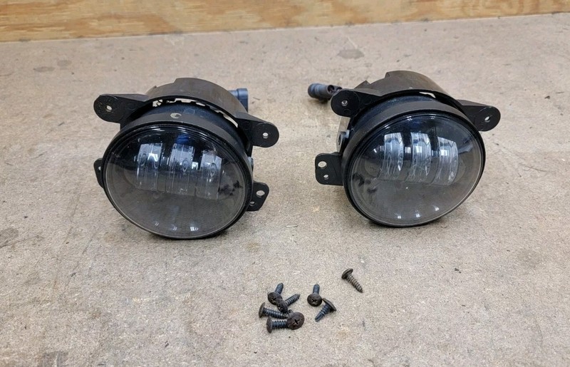 2011 2012 2013 - 2017 Jeep Wrangler JK Front Bumper Fog Lights Left Right PAIR