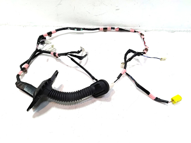 TOYOTA CAMRY 2018 FRONT RIGHT PASSENGER SIDE DOOR WIRE WIRING HARNESS OEM