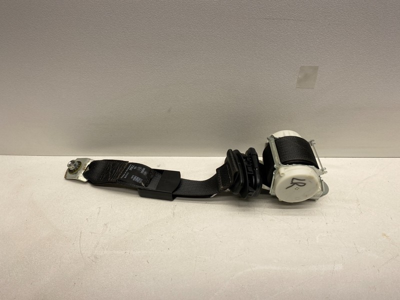 2014-2017 JEEP CHEROKEE LEFT REAR SEATBELT RETRACTOR ASSEMBLY BLACK OEM