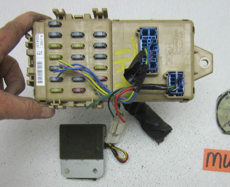 FUSE BOX DASH RELAY SWITCH WIRE PANEL BCM WIRE PLUG CONNECTOR for 01 FORESTER