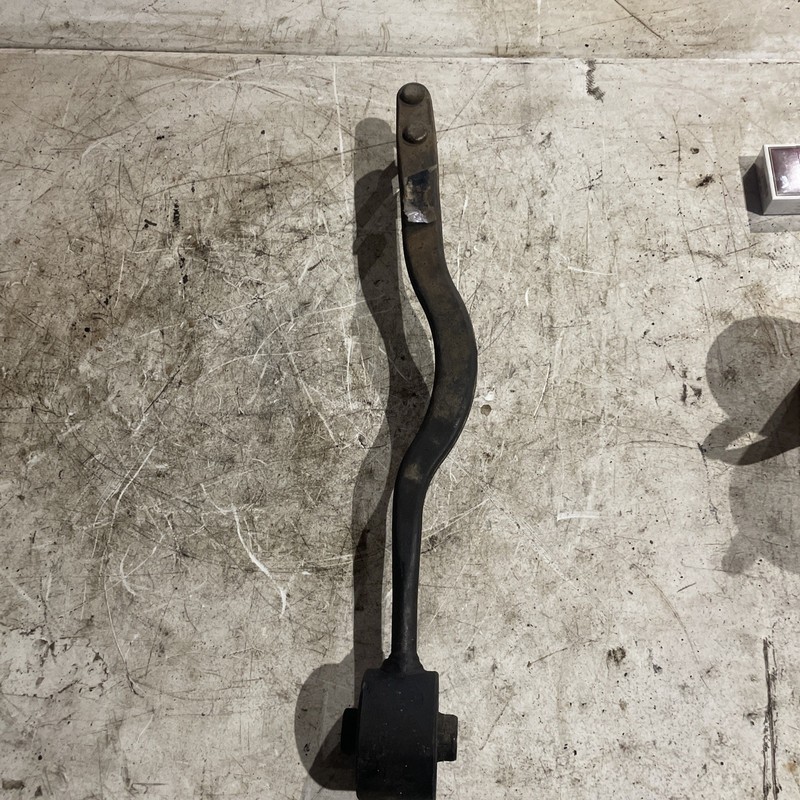 95-00 Lexus LS400, Front Left Curved Lower Control Arm, 4.0L,V8, 48670-40011