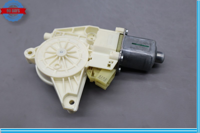 08-16 Mercedes W212 E400 C250 C350 Front Right Door Window Regulator Motor Oem