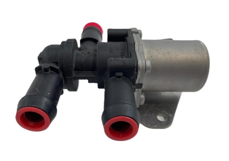 2024 Volvo S60 Plus EV Hybrid Auxiliary Electric Water Pump W/ Bracket 31461924