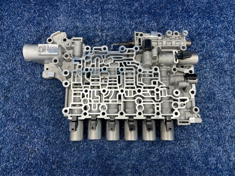 16-20 CADILLAC CT6 3.6 AUTO TRANSMISSION CONDUCTOR PLATE VALVE BODY OEM 8L026292