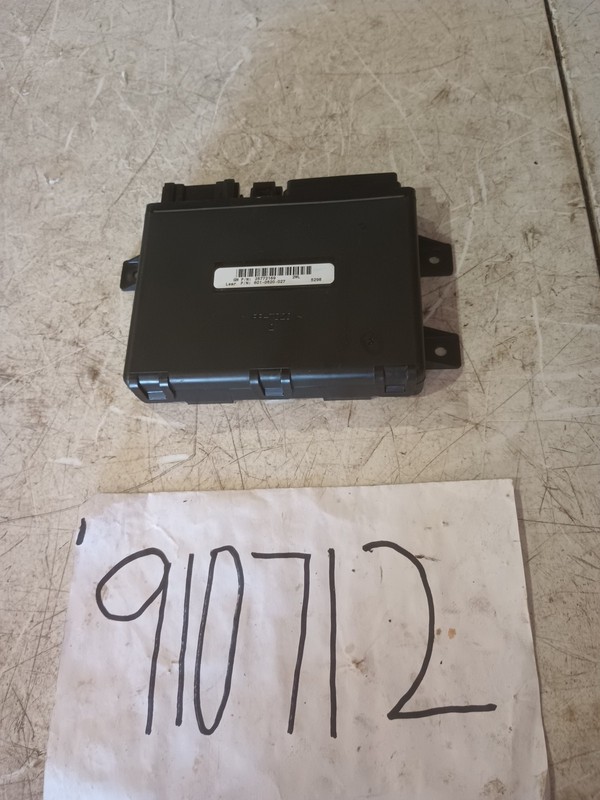 2004 - 2009 CADILLAC SRX Driver Seat MODULE 25772169 2005 2006 2007 2008