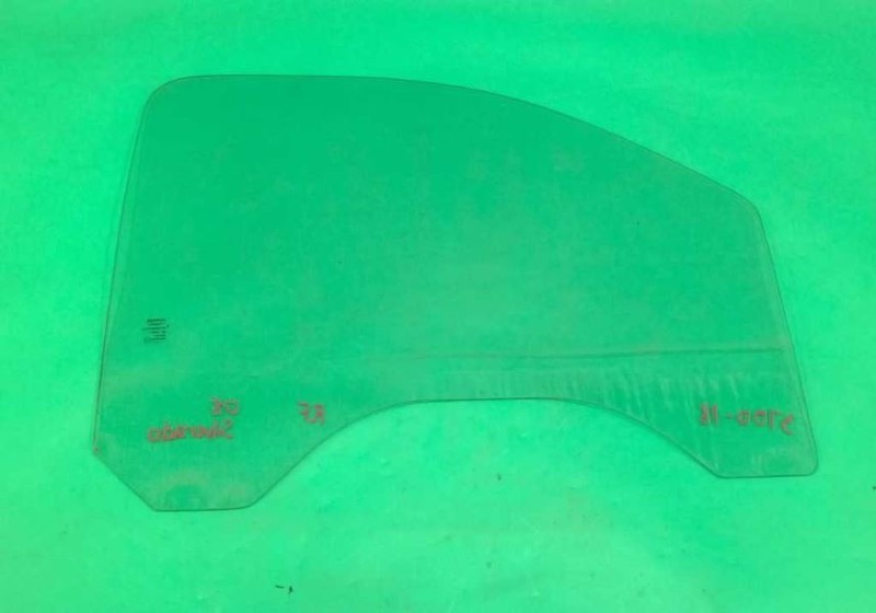 08-14 SILVERADO 3500 PASSENGER RIGHT FRONT WINDOW DOOR GLASS OEM 3700-18