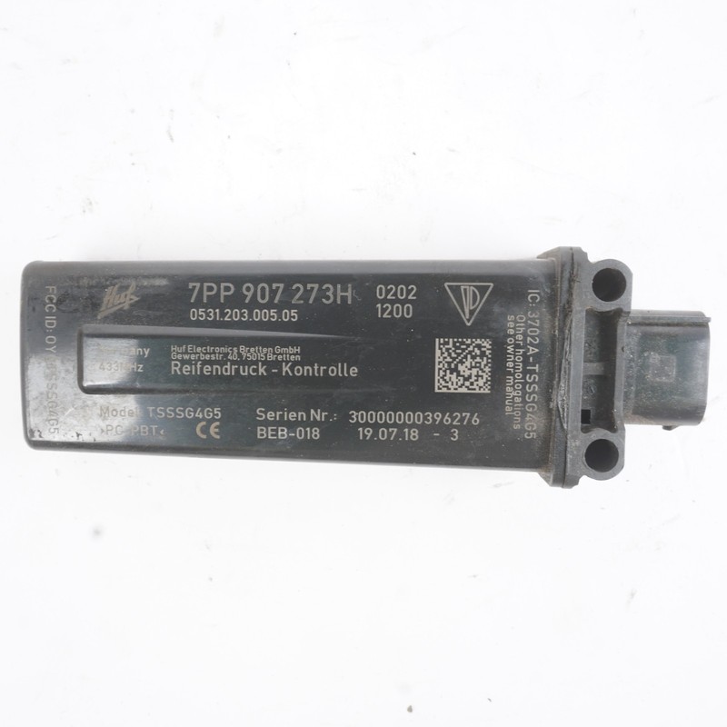 2015 - 2018 Porsche Macan Tire Pressure Monitoring Sensor Module 7PP907273H OEM