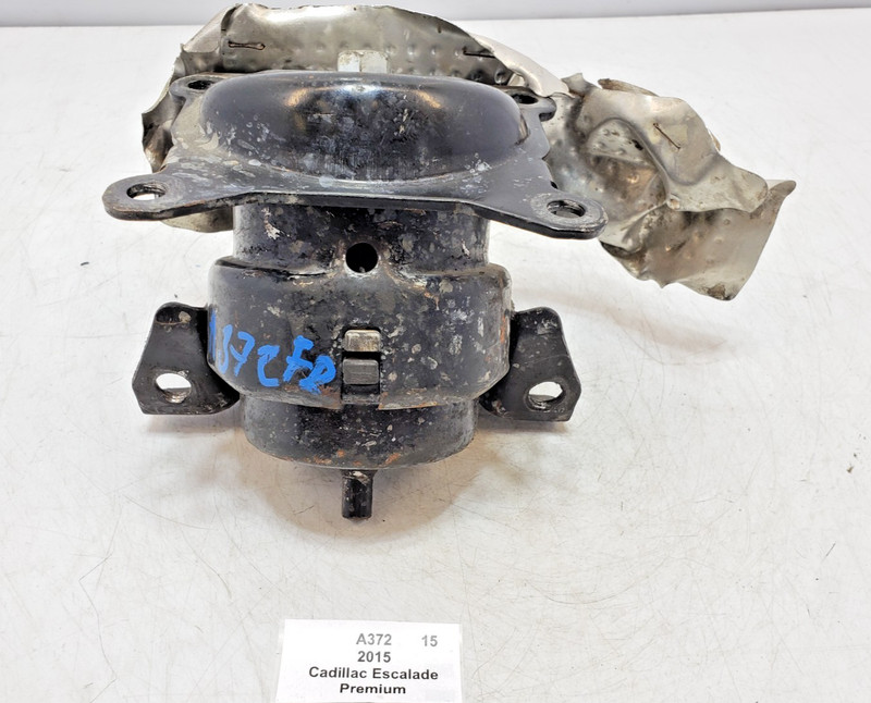 ✅ 15-20 OEM Cadillac Escalade Front Right Passenger Side Engine Mount Bracket