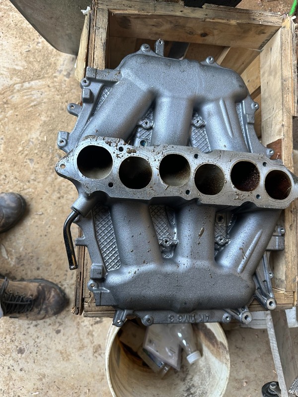 03-08 INFINITI G35 350Z FX 35 M35 OEM LOWER INTAKE MANIFOLD