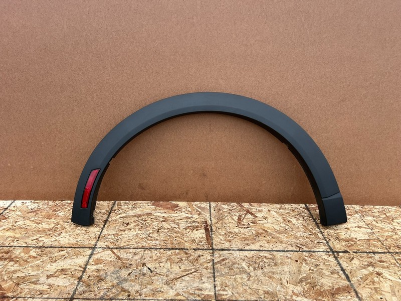 FORD MUSTANG MACH-E 21-26 OEM REAR RIGHT PASSENGER WHEEL ARCH MOLDING FLARE