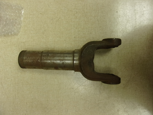 Spicer Shaft Yoke R11, used *FREE SHIPPING*