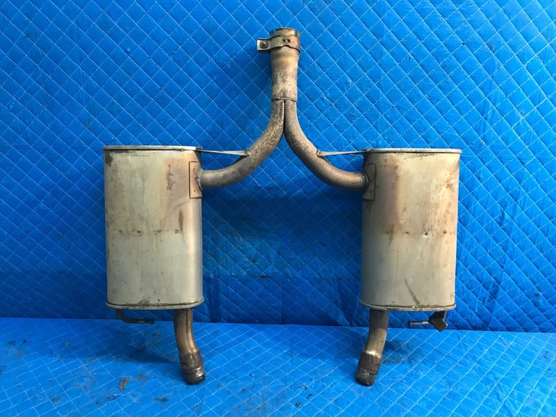 1998 1999 2000 Lexus LS400 Center Exhaust Muffler Pipe OEM