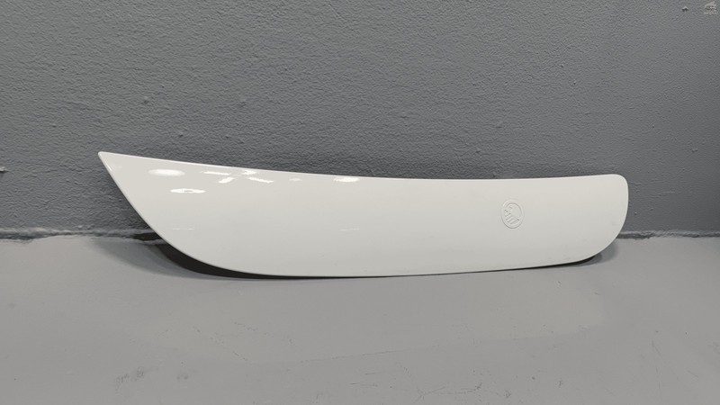 2022 FREIGHTLINER CASCADIA FRONT DRIVER DOOR WINDOW WIND DEFLECTOR OEM