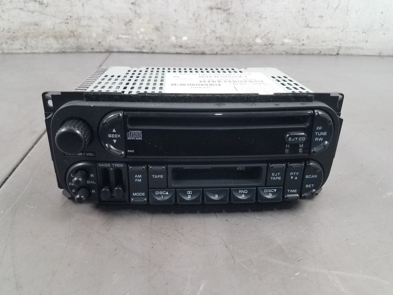 2002 Dodge Dakota R/T AM FM CD Radio #8751 L1