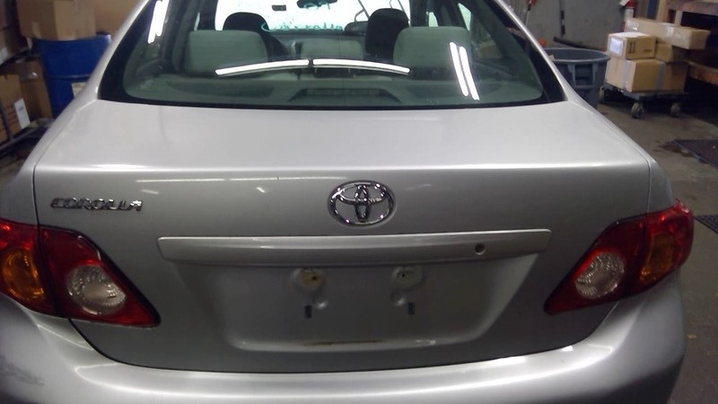 Trunk/Hatch/Tailgate Conventional Ignition Fits 09-10 COROLLA 1713068