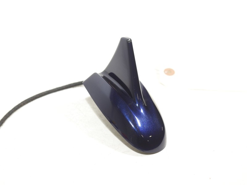 2014-2017 Maserati Ghibli Roof Exterior Shark Fin Antenna 670026014 OEM