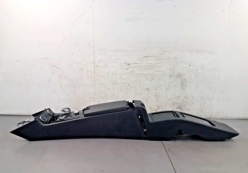 2013 Mercedes AMG CLS 63 Center Console Shifter Controls Climate #1960 B8