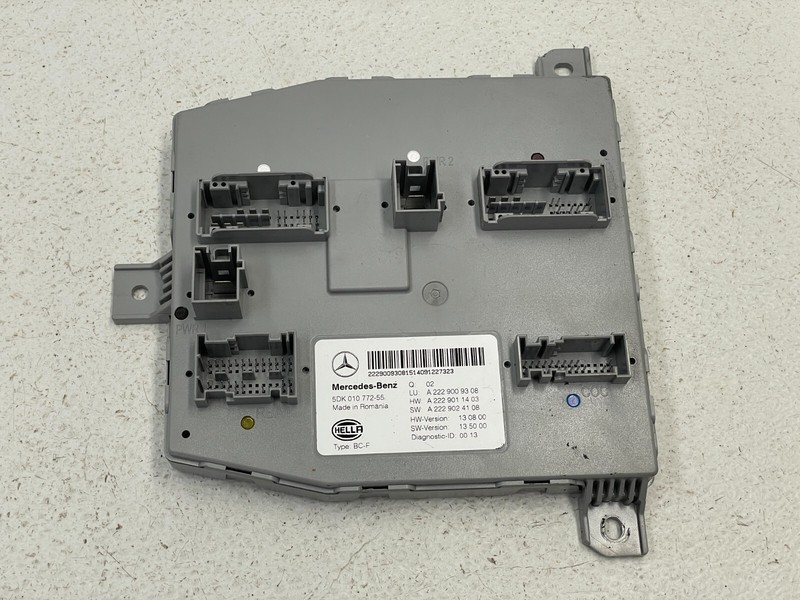 14 15 16 17 Mercedes S550 Front SAM Signal Acquisition Control Module 1523 OEM