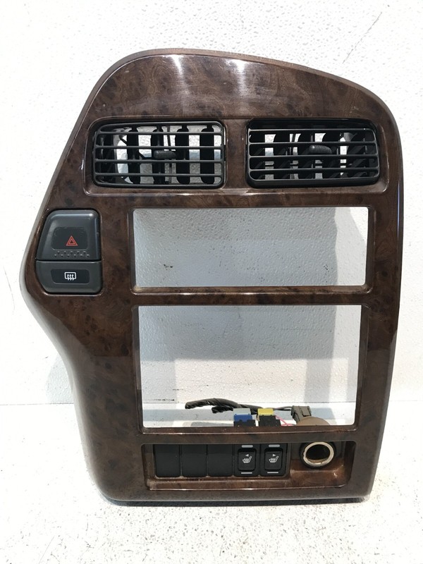 1996-2000 NISSAN PATHFINDER DASH RADIO BEZEL w/ CENTER VENTS HEATED SEAT BUTTONS