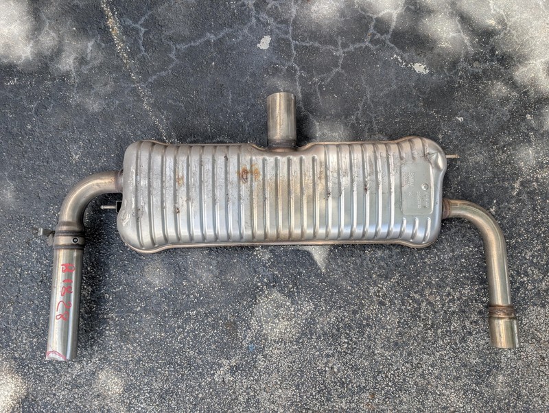 Exhaust Muffler 2022 BMW X1 18308627272 2017 2018 2019 2020 2021 X
