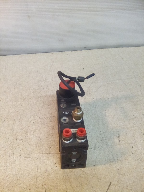 Fairchild TA6000 Z18371-3 Electric To Pneumatic Transducer