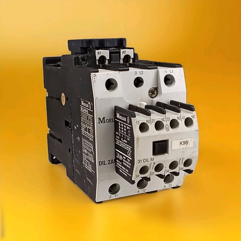 Moeller DIL 2A M-G & 31 DIL M Contactor Assembly