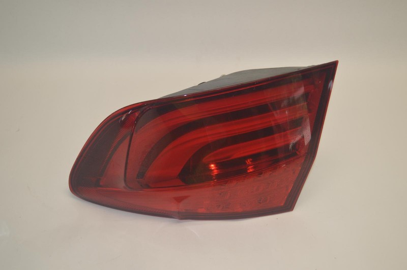 2012-2013 BMW M5 REAR RIGHT PASSENGER SIDE QUARTER PANEL TAIL LIGHT LAMP OEM