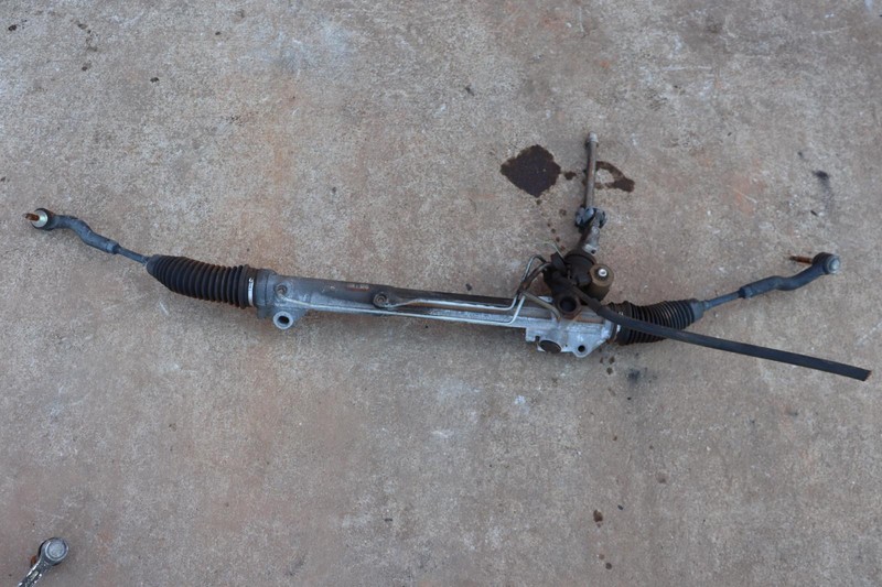2005-2007 LINCOLN & TOWN CAR POWER STEERING GEAR RACK AND PINION OEM