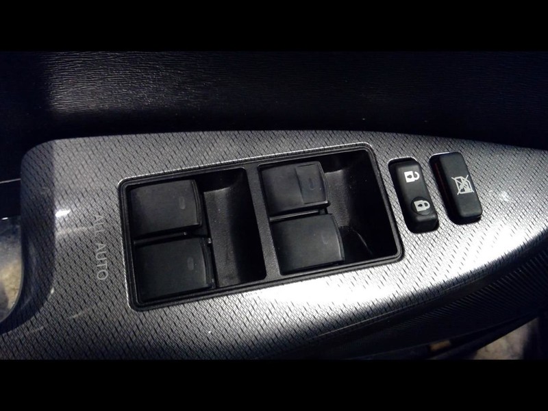 Driver Front Door Switch Driver's Master Fits 13-16 VENZA 1512613
