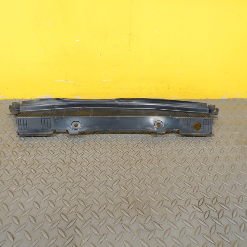 2021-2024 BUICK ENVISION RADIATOR UPPER AIR BAFFLE COVER SEAL OEM 39142656