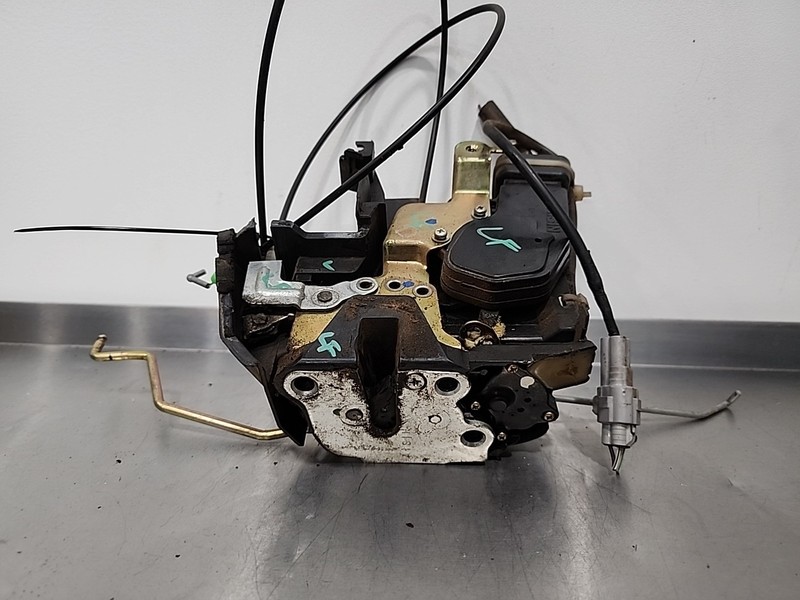 00 - 04 TOYOTA TUNDRA ACCESS CAB FRONT DRIVER DOOR LATCH LOCK ACTUATOR OEM LF