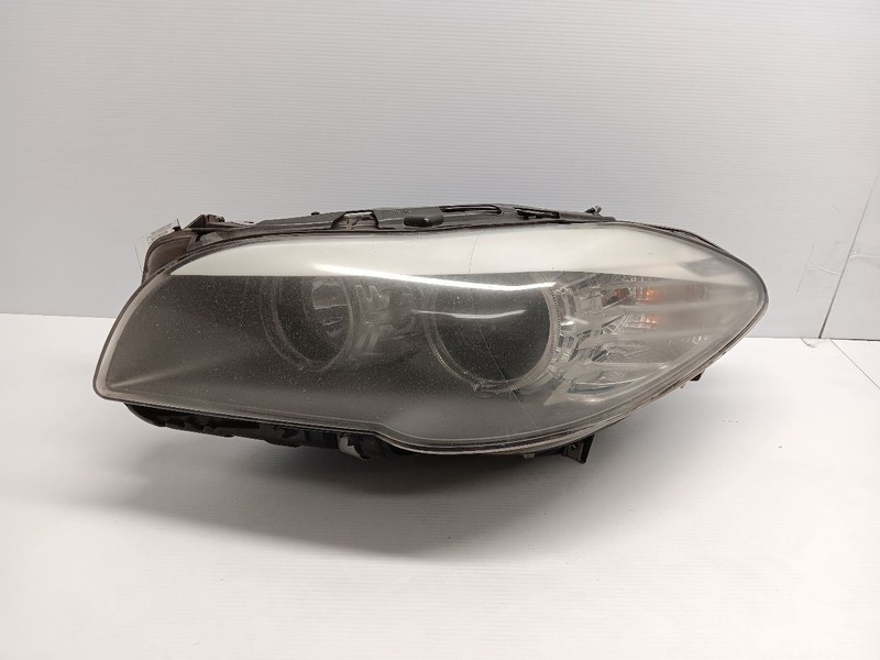 2011-2013 BMW F10 528i Left Headlight Head Light Lamp Driver Side OEM Halogen