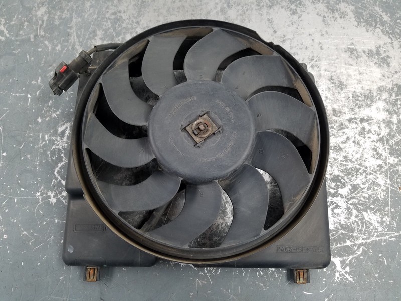 2000 Jeep Cherokee Classic XJ 4x4 4.0L Radiator Shroud Fan#8254 VV9